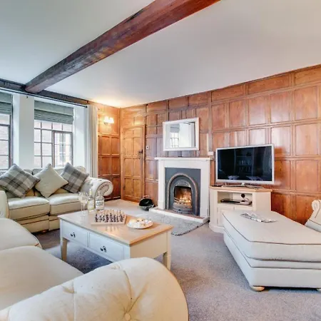 3 Bed In Whitby Oc-W501 Whitby