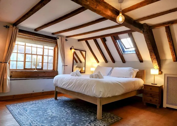 בית נופש 3 Bed In Oc-w501 וויטבי